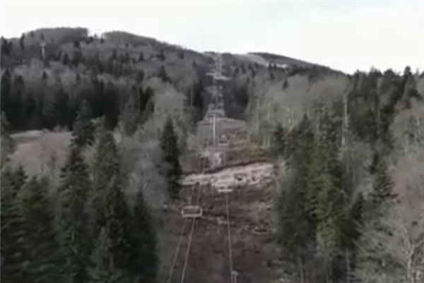 极其反常！欧洲多国冬天像夏天：多处滑雪胜地闹雪荒