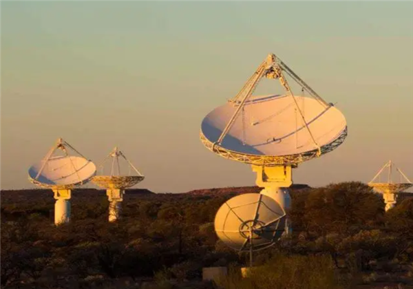 印度收到90亿光年外星系无线电信号 天文学家：外星人没有参与