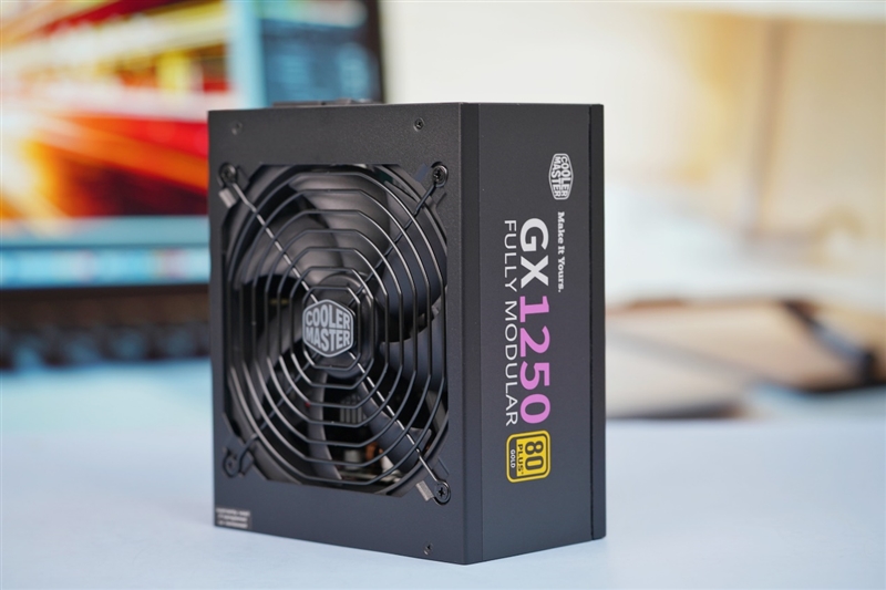原生PCIe 5.0更安全！酷冷至尊GX1250 GOLD电源评测：满载电压偏移<0.1%