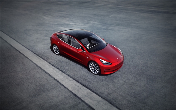 特斯拉Model 3标准续航版或失7500美元税收优惠：只因用了中国电池