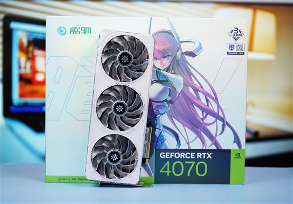 纯白机身美翻了！影驰RTX 4070星曜OC图赏