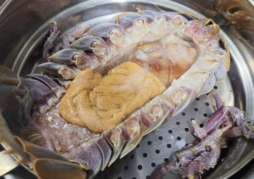 中国台湾拉面店推出“大王具足虫”拉面：口感鲜甜像龙虾