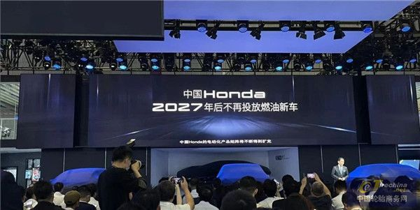 马自达的电车得等到2027年？我有点绷不住