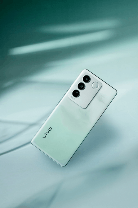 双面柔光人像，照亮你我ta vivo S16系列全网热销中