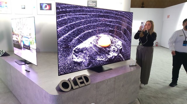 CES 2023：三星展示新款QD-OLED电视S95C/S90C