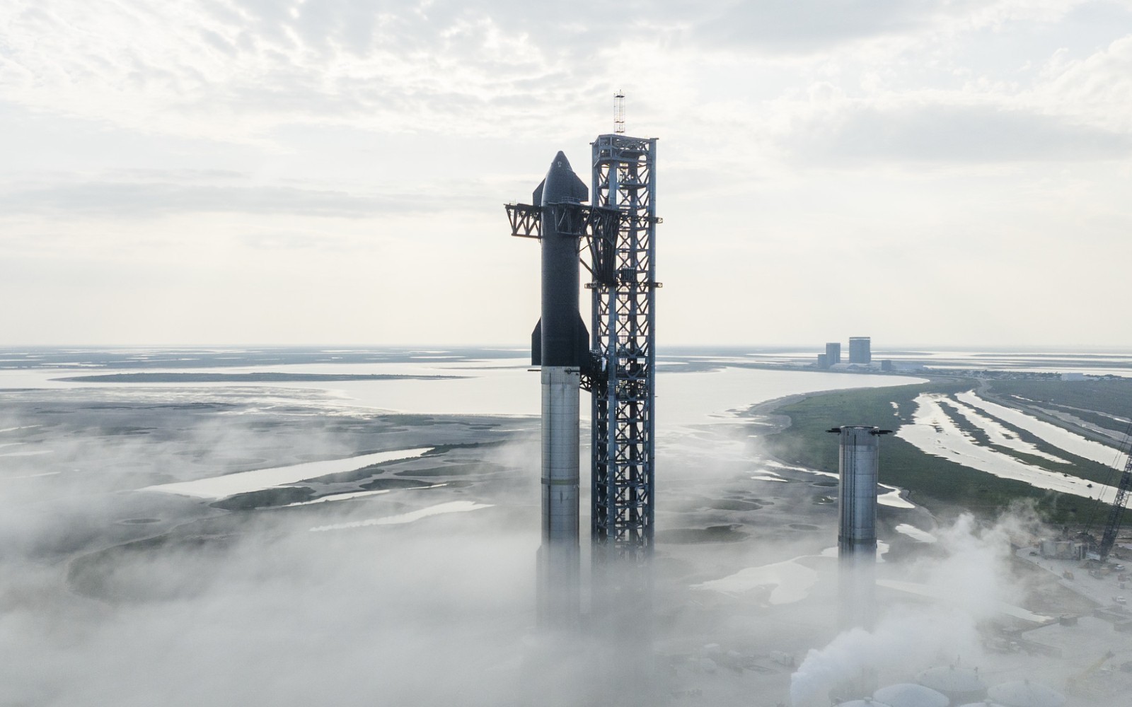 SpaceX星舰完全体！首次进行湿式彩排加注燃料