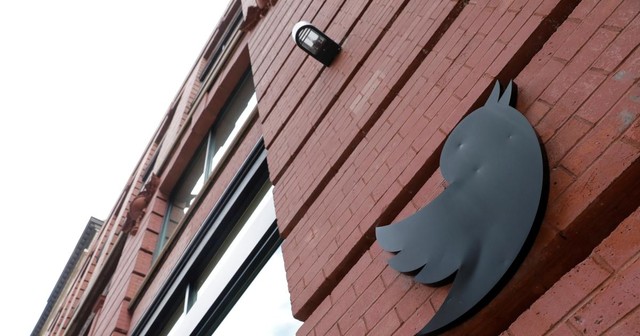 Twitter已经解雇了产品经理Esther Crawford