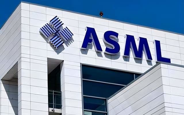 ASML光刻机将向中国出口，可生产14nm及以下等级的芯片