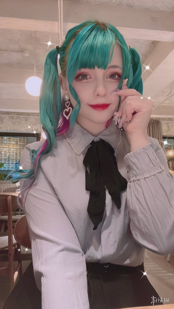 简直就是初音本尊！俄国美少女Coser热爱ACG终移居日本