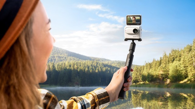 影石Insta360 拇指相机 GO 3：轻巧便携、解放双手