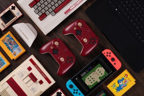 十年相伴、从心出发:八位堂（8BitDo）坚守初心迎来十周年庆