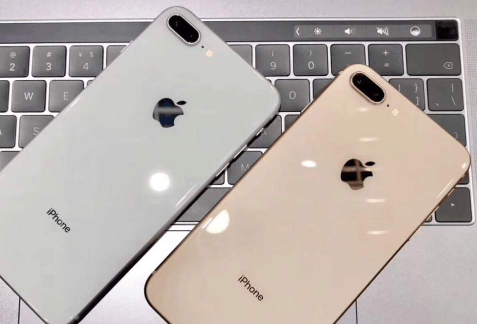 《狂飙》大结局高启强手机穿帮：提前两年用上iPhone 8 Plus