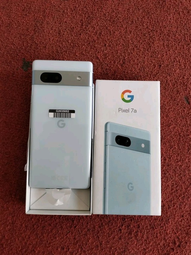 谷歌Pixel 7a真机开箱 下周4发布